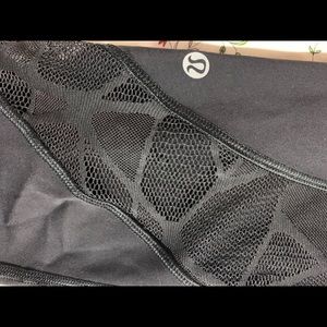 Lululemon cropped leggings with netting on back